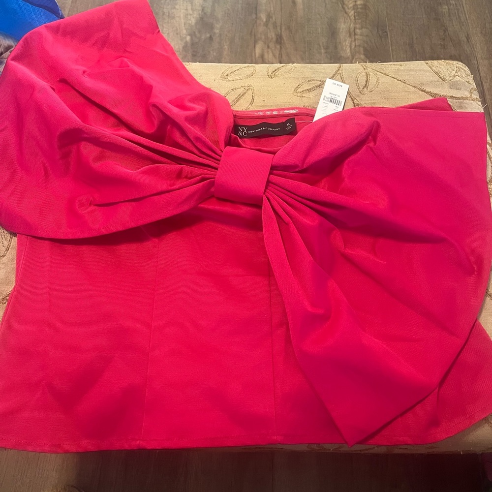 Pink One Shoulder bow top nyandco size XL with tags never worn